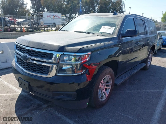 2018 Chevrolet Suburban LT with VIN 1GNSCHKCXJR262926, listed as a IAAI auction lot 41675862 with 181,117 mi miles. Bid and sale history available at carsss.com. Image 17.