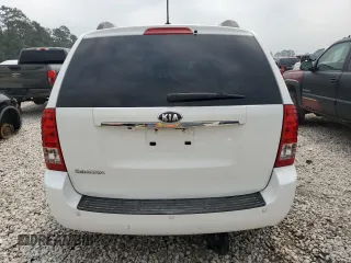 2014 Kia Sedona LX with VIN KNDMG4C78E6574153, listed as a Copart auction lot 52880734 with 111,143 mi miles and Clean Title. Bid and sale history available at carsss.com. Image 6.