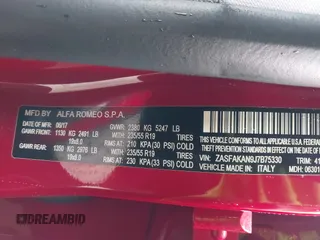 2018 Alfa Romeo Stelvio z VIN ZASFAKAN9J7B75330, wystawiony jako IAAI lot #41923353 z przebiegiem 68 251 mil mil oraz . Historia ofert i sprzedaży dostępna na DreamBid. Obrazek 9.