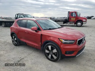 2019 Volvo XC40 Momentum z VIN YV4162UK4K2106806, wystawiony jako Copart lot #53316535 z przebiegiem 99 264 mil mil oraz Szkoda całkowita • Salvage title. Historia ofert i sprzedaży dostępna na DreamBid. Obrazek 4.