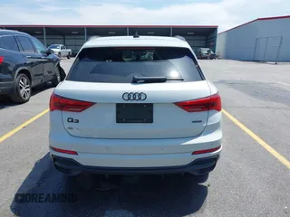 2021 Audi Q3 S line Premium Plus z VIN WA1EECF33M1024605, wystawiony jako IAAI lot #42062366 z przebiegiem 94 641 mil mil oraz . Historia ofert i sprzedaży dostępna na DreamBid. Obrazek 16.