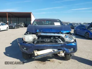 2015 Toyota Tacoma with VIN 5TFLU4EN6FX112038, listed as a IAAI auction lot 41592759 with 236,252 mi miles. Bid and sale history available at carsss.com. Image 6.