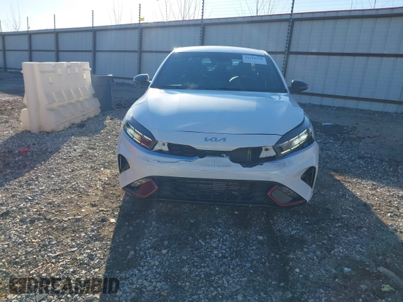 2022 Kia Forte GT with VIN 3KPF44ACXNE462109, listed as a IAAI auction lot 41218150 with 39,952 mi miles. Bid and sale history available at carsss.com. Image 13.