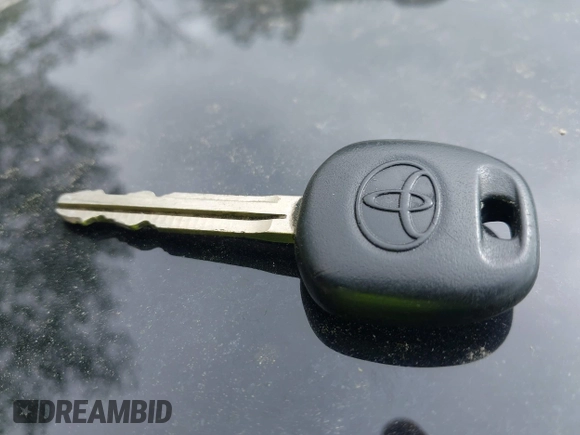 2010 Toyota Sienna CE с VIN 5TDKK4CC5AS327606, выставлен на аукционе IAAI как лот 42297187 с пробегом 248 029 миль миль и . История ставок и продаж доступна на DreamBid. Изображение 11.