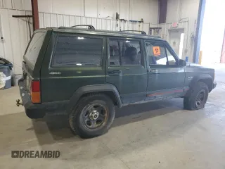1996 Jeep Cherokee Sport with VIN 1J4FJ68S8TL282160, listed as a Copart auction lot 70670014 with 217,003 mi miles and Clean Title. Bid and sale history available at carsss.com. Image 3.