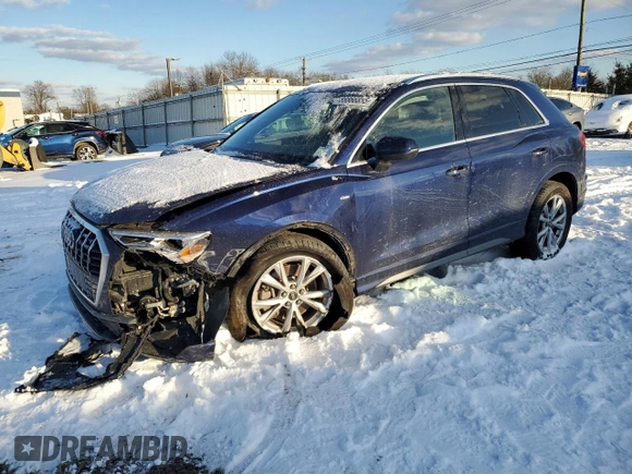 2023 Audi Q3 S line Premium z VIN WA1DECF35P1075264, wystawiony jako Copart lot #88866885 z przebiegiem 42 824 mil mil oraz Szkody całkowita. Historia ofert i sprzedaży dostępna na DreamBid. Obrazek 1.