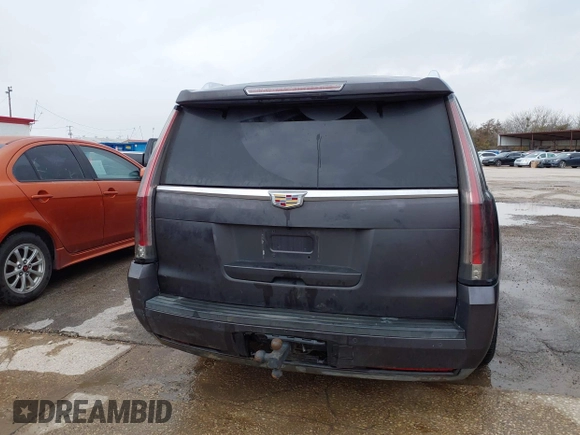 2015 Cadillac Escalade Premium z VIN 1GYS3NKJ5FR540221, wystawiony jako IAAI lot #41289989 z przebiegiem 100 191 mil mil oraz . Historia ofert i sprzedaży dostępna na DreamBid. Obrazek 16.