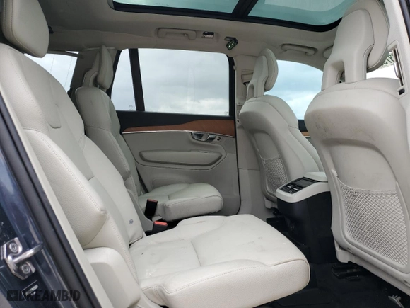 2022 Volvo XC90 Momentum with VIN YV4A221K3N1798583, listed as a Copart auction lot 48373595 with 59,820 mi miles and Salvage Title. Bid and sale history available at carsss.com. Image 11.
