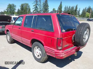 1994 Oldsmobile Bravada z VIN 1GHDT13W8R2705851, wystawiony jako IAAI lot #42182780 z przebiegiem 234 315 mil mil oraz . Historia ofert i sprzedaży dostępna na DreamBid. Obrazek 3.