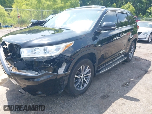 2017 Toyota Highlander XLE with VIN 5TDKZRFHXHS509618, listed as a IAAI auction lot 42407847 with 74,216 mi miles and . Bid and sale history available at DreamBid. Image 19.
