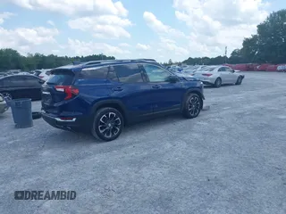 2023 GMC Terrain SLT z VIN 3GKALPEG0PL167003, wystawiony jako IAAI lot #42155979 z przebiegiem 42 120 mil mil oraz . Historia ofert i sprzedaży dostępna na DreamBid. Obrazek 4.