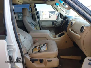2003 Ford Expedition Eddie Bauer with VIN 1FMEU17L23LA08390, listed as a IAAI auction lot 42129320 with 227,816 mi miles. Bid and sale history available at carsss.com. Image 5.