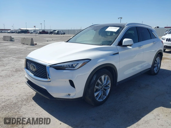 2020 Infiniti QX50 ESSENTIAL with VIN 3PCAJ5M32LF103266, listed as a IAAI auction lot 41822904 with 39,834 mi miles. Bid and sale history available at carsss.com. Image 2.
