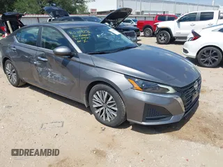 2024 Nissan Altima SV with VIN 1N4BL4DV5RN417634, listed as a IAAI auction lot 42808683 with 46,135 mi miles and . Bid and sale history available at DreamBid. Image 1.