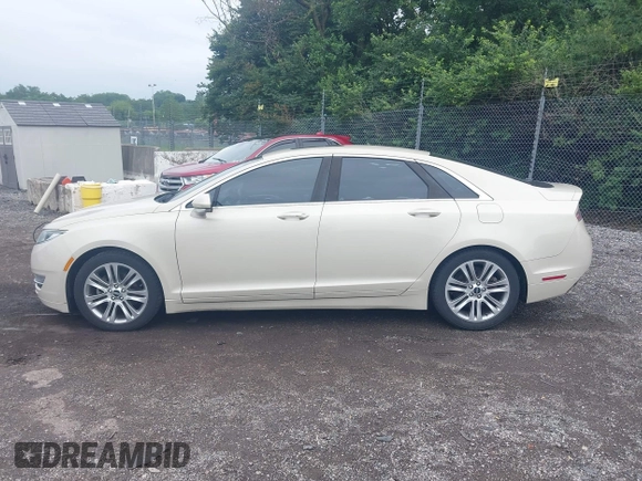 2014 Lincoln MKZ Hybrid with VIN 3LN6L2LU8ER813195, listed as a IAAI auction lot 42578644 with 153,893 mi miles and . Bid and sale history available at DreamBid. Image 15.