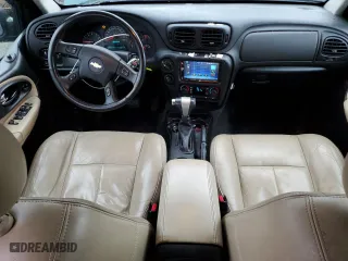 2005 Chevrolet TrailBlazer LS with VIN 1GNET16S156174201, listed as a Copart auction lot 50098575 with 151,250 mi miles and Salvage Title. Bid and sale history available at carsss.com. Image 8.