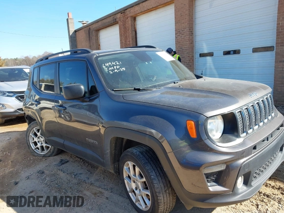 2020 Jeep Renegade Latitude with VIN ZACNJBBB1LPL49421, listed as a IAAI auction lot 41649980 with 84,596 mi miles. Bid and sale history available at carsss.com. Image 13.