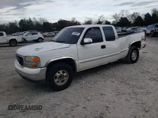 1999 GMC New Sierra 1500 SLE with VIN 2GTEK19T2X1517317, listed as a Copart auction lot 78908864 with 323,309 mi miles and Salvage Title. Bid and sale history available at carsss.com. Image 1.