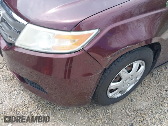 2013 Honda Odyssey LX with VIN 5FNRL5H25DB080209, listed as a IAAI auction lot 42123644 with 157,631 mi miles and . Bid and sale history available at carsss.com. Image 17.