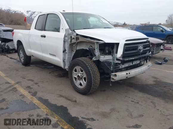 2012 Toyota Tundra z VIN 5TFUM5F11CX039386, wystawiony jako IAAI lot #41472576 z przebiegiem 213 295 mil mil oraz . Historia ofert i sprzedaży dostępna na DreamBid. Obrazek 1.