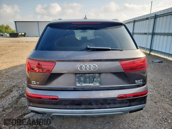 2018 Audi Q7 Premium Plus z VIN WA1LAAF73JD013401, wystawiony jako Copart lot #60322005 z przebiegiem 168 325 mil mil oraz Szkoda całkowita • Salvage title. Historia ofert i sprzedaży dostępna na DreamBid. Obrazek 6.
