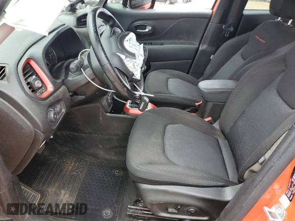 2021 Jeep Renegade Trailhawk with VIN ZACNJDC16MPN28380, listed as a Copart auction lot 55670925 with 55,469 mi miles and Salvage title. Bid and sale history available at DreamBid. Image 7.
