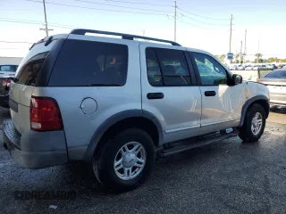 2003 Ford Explorer XLS z VIN 1FMZU62K63UB39457, wystawiony jako Copart lot #49030625 z przebiegiem 217 411 mil mil oraz Szkoda całkowita • Salvage title. Historia ofert i sprzedaży dostępna na DreamBid. Obrazek 3.