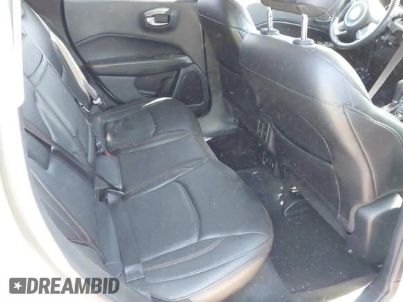2018 Jeep Compass Limited with VIN 3C4NJDCB9JT283493, listed as a IAAI auction lot 41776578 with 117,876 mi miles. Bid and sale history available at carsss.com. Image 8.