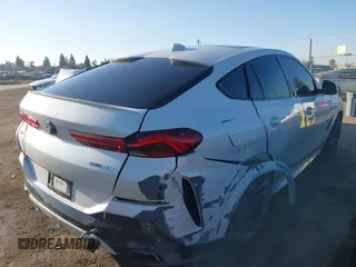 2021 BMW X6 sDrive40i z VIN 5UXCY4C06M9E16162, wystawiony jako IAAI lot #41279040 z przebiegiem 94 494 mil mil oraz . Historia ofert i sprzedaży dostępna na DreamBid. Obrazek 4.