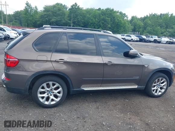 2012 BMW X5 35i with VIN 5UXZV4C59CL766849, listed as a IAAI auction lot 42749836 with 179,273 mi miles and . Bid and sale history available at DreamBid. Image 13.