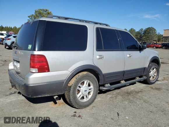 2005 Ford Expedition Special Service with VIN 1FMFU16525LA64646, listed as a Copart auction lot 42621235 with 0 mi miles and Salvage Title. Bid and sale history available at carsss.com. Image 3.