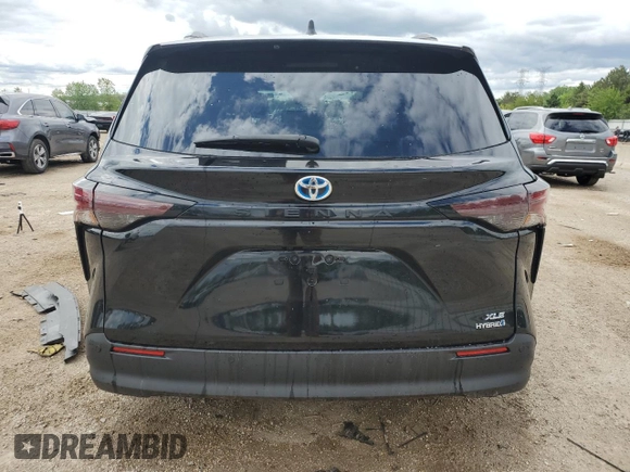 2023 Toyota Sienna XLE z VIN 5TDYRKEC5PS153293, wystawiony jako Copart lot #57975785 z przebiegiem 26 013 mil mil oraz Szkoda całkowita • Salvage title. Historia ofert i sprzedaży dostępna na DreamBid. Obrazek 6.