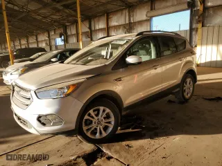 2018 Ford Escape SE with VIN 1FMCU0GD3JUC88645, listed as a Copart auction lot 88528915 with 113,732 mi miles and Salvage Title. Bid and sale history available at carsss.com. Image 1.