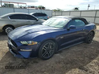 2020 Ford Mustang GT Premium z VIN 1FATP8FF1L5111835, wystawiony jako Copart lot #56998585 z przebiegiem 58 555 mil mil oraz Czysty tytuł • Clean title. Historia ofert i sprzedaży dostępna na DreamBid. Obrazek 1.