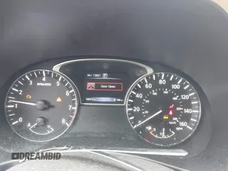 2017 Nissan Pathfinder SL with VIN 5N1DR2MM5HC608649, listed as a IAAI auction lot 41757481 with 168,412 mi miles. Bid and sale history available at carsss.com. Image 7.
