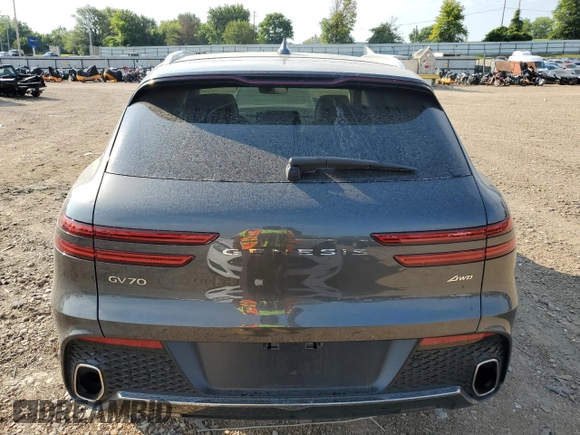2024 Genesis GV70 2.5T z VIN 5NMMADTB5RH007753, wystawiony jako Copart lot #63099864 z przebiegiem 2 651 mil mil oraz Szkoda całkowita • Salvage title. Historia ofert i sprzedaży dostępna na DreamBid. Obrazek 6.