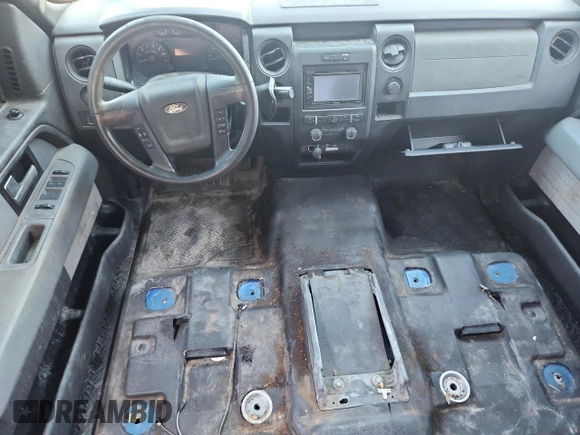 2013 Ford F-150 XL z VIN 1FTEX1CM8DFB16460, wystawiony jako Copart lot #62287905 z przebiegiem 132 461 mil mil oraz Szkoda całkowita • Salvage title. Historia ofert i sprzedaży dostępna na DreamBid. Obrazek 8.