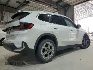 2023 BMW X1 xDrive28i with VIN WBX73EF00P5W26108, listed as a Copart auction lot 55637925 with Not provided miles and Clean title. Bid and sale history available at DreamBid. Image 3.