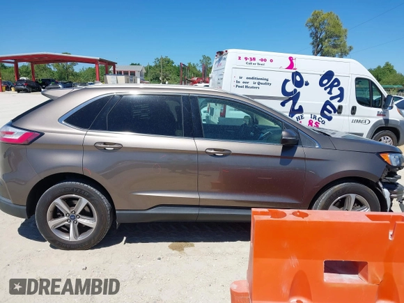 2019 Ford Edge SEL with VIN 2FMPK3J90KBB67205, listed as a IAAI auction lot 41836997 with 86,805 mi miles. Bid and sale history available at carsss.com. Image 14.
