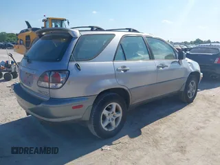 2002 Lexus RX 300 with VIN JTJHF10UX20278835, listed as a IAAI auction lot 42347210 with 253,394 mi miles and . Bid and sale history available at DreamBid. Image 4.