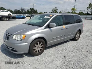 2015 Chrysler Town & Country Touring with VIN 2C4RC1BG1FR545105, listed as a Copart auction lot 53887525 with 211,691 mi miles and Salvage Title. Bid and sale history available at carsss.com. Image 1.