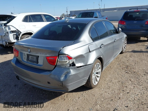 2011 BMW 3 Series 328i xDrive with VIN WBAPK7G53BNN85078, listed as a IAAI auction lot 41705410 with 142,695 mi miles and . Bid and sale history available at carsss.com. Image 4.