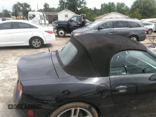 2008 BMW Z4 3.0i z VIN 4USBU33578LW74849, wystawiony jako IAAI lot #42378041 z przebiegiem 181 213 mil mil oraz . Historia ofert i sprzedaży dostępna na DreamBid. Obrazek 8.