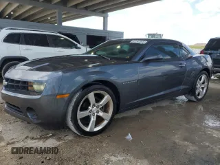 2010 Chevrolet Camaro LS z VIN 2G1FE1EV3A9204457, wystawiony jako Copart lot #55142565 z przebiegiem 123 357 mil mil oraz Czysty tytuł • Clean title. Historia ofert i sprzedaży dostępna na DreamBid. Obrazek 1.