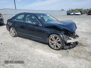 2013 Mercedes-Benz C 350 with VIN WDDGF8JB7DA839208, listed as a Copart auction lot 62514495 with 143,844 mi miles and Salvage title. Bid and sale history available at DreamBid. Image 4.