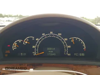 2006 Mercedes-Benz S 500 z VIN WDBNG84J26A483978, wystawiony jako Copart lot #57902625 z przebiegiem 172 649 mil mil oraz Czysty tytuł • Clean title. Historia ofert i sprzedaży dostępna na DreamBid. Obrazek 9.