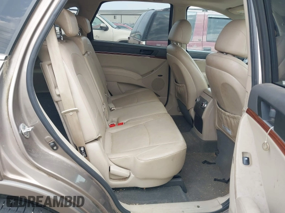 2010 Hyundai Veracruz Limited with VIN KM8NU4CC7AU132444, listed as a IAAI auction lot 42406179 with 153,701 mi miles and . Bid and sale history available at DreamBid. Image 8.