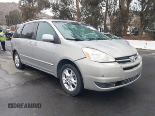 2005 Toyota Sienna XLE with VIN 5TDZA22C85S353310, listed as a IAAI auction lot 41546218 with 158,566 mi miles. Bid and sale history available at carsss.com. Image 1.
