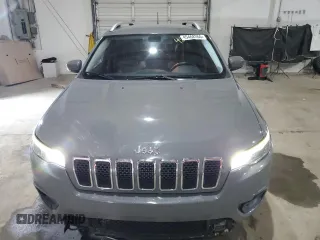 2019 Jeep Cherokee Latitude Plus с VIN 1C4PJMLB0KD398399, выставлен на аукционе Copart как лот 45468265 с пробегом 74 870 миль миль и Списание • Salvage title. История ставок и продаж доступна на DreamBid. Изображение 5.