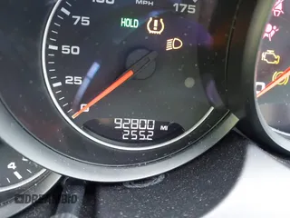 2017 Porsche Cayenne с VIN WP1AA2A2XHKA90706, выставлен на аукционе IAAI как лот 41692768 с пробегом 92 800 миль миль и . История ставок и продаж доступна на DreamBid. Изображение 16.
